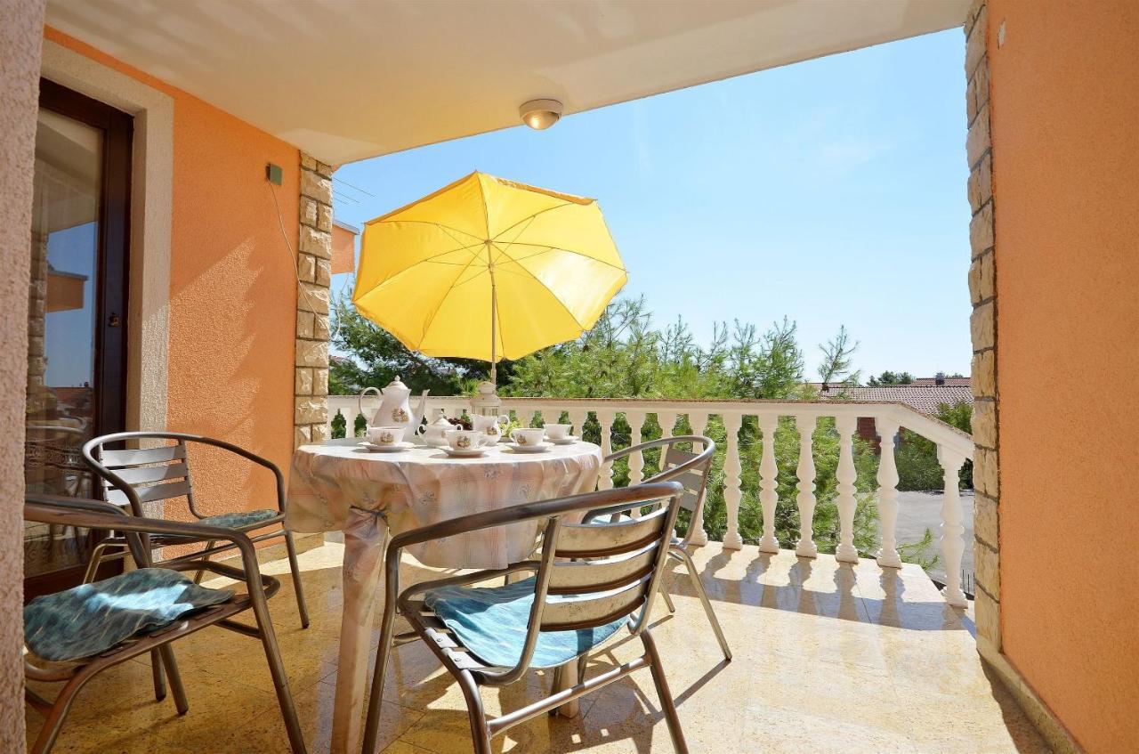 Apartments Miljenka Vodice Zewnętrze zdjęcie