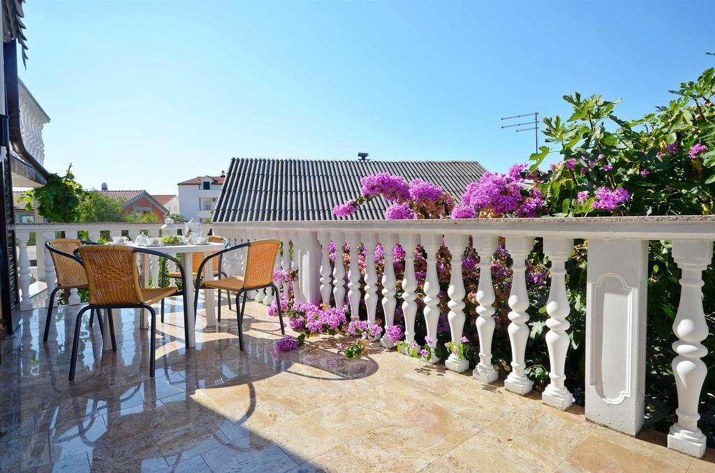 Apartments Miljenka Vodice Zewnętrze zdjęcie