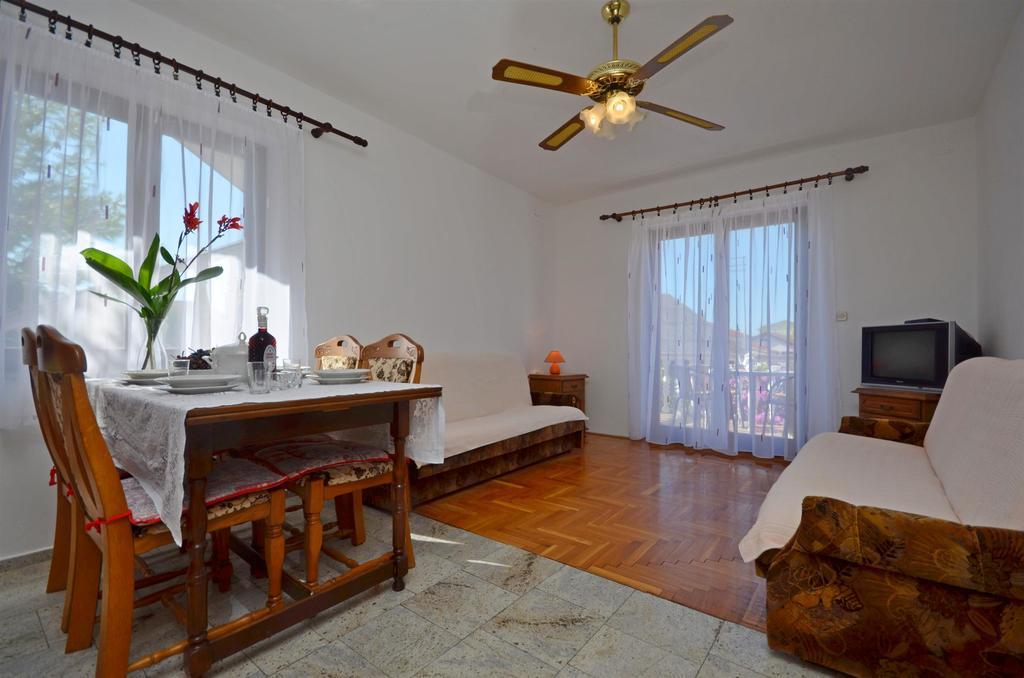 Apartments Miljenka Vodice Zewnętrze zdjęcie