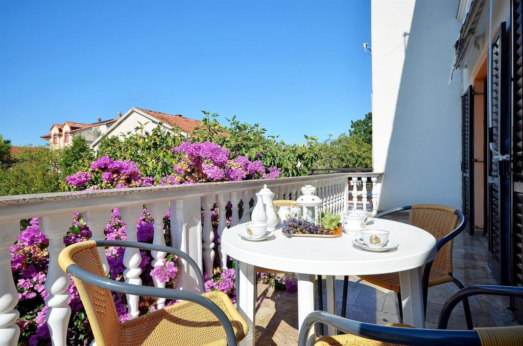Apartments Miljenka Vodice Zewnętrze zdjęcie